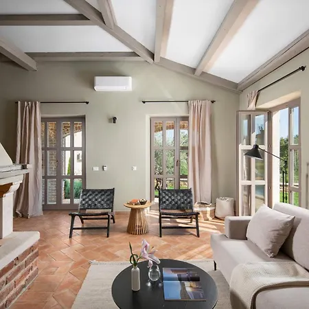 Rustic Reichardia With A Pool In Istria Vila *